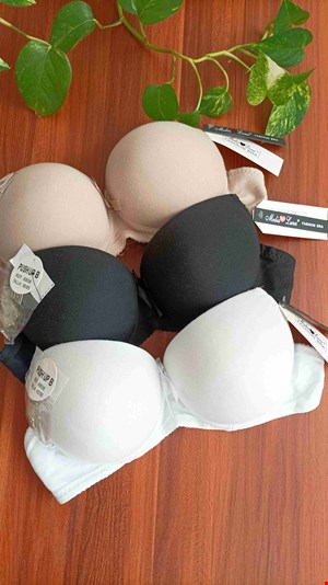 سوتین مجلسی جکدار بند نامرِِئی سایز 70-85